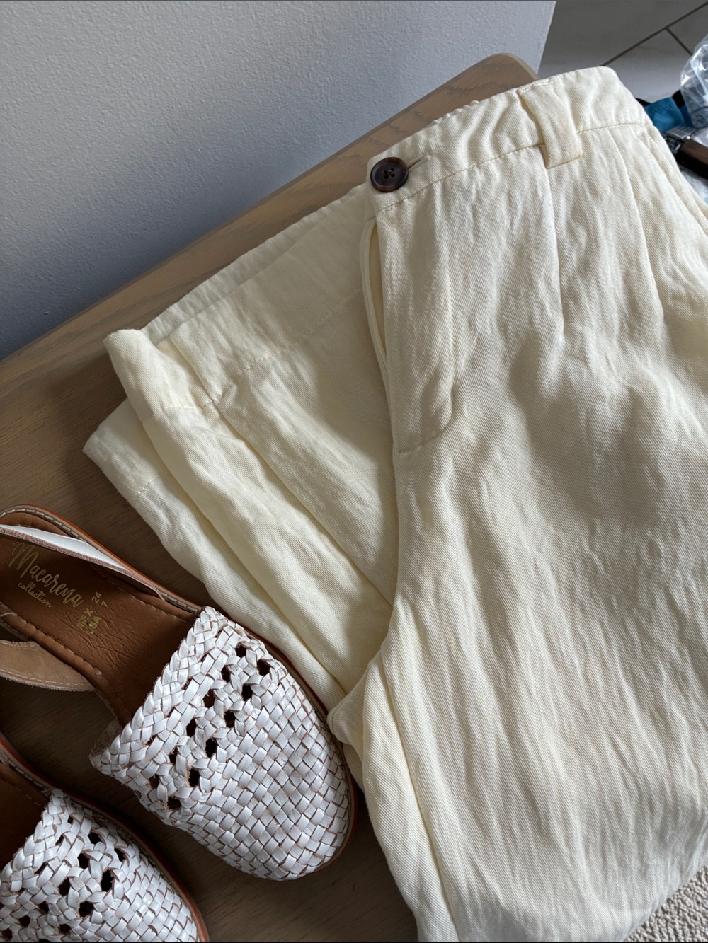 🙌🙌A new day Cream Relaxed Chinos